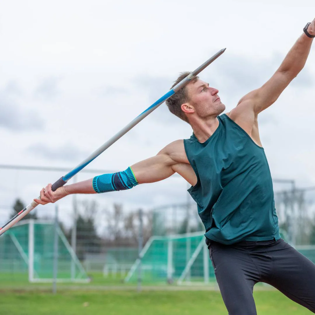 却给他留下 却给他留下